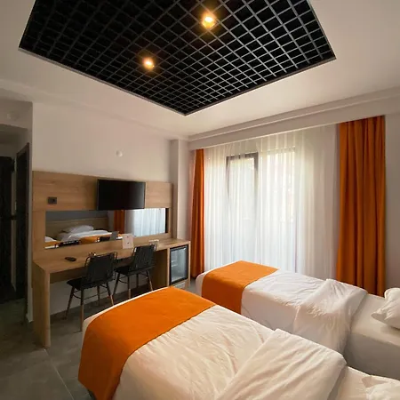 Hotel Csk 3*